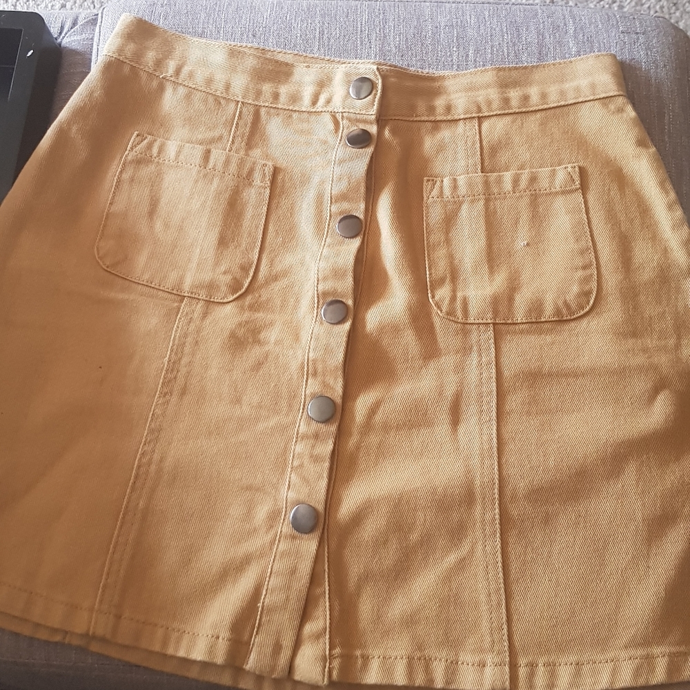BDG tan yellow skirt